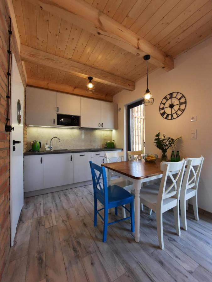 Patyki Kamyki Appartement Ustka Buitenkant foto